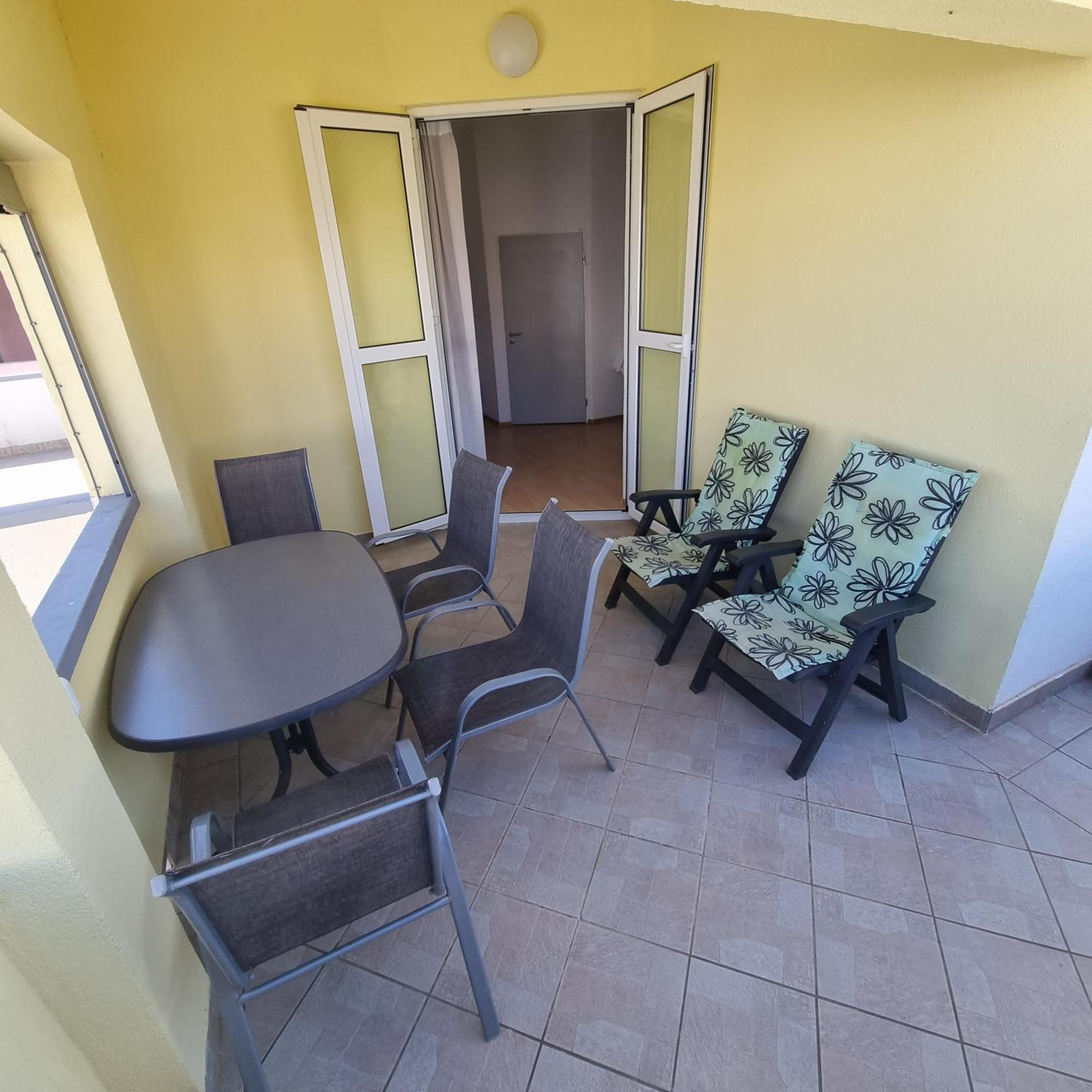Haus Zarko Apartment Vir Luaran gambar
