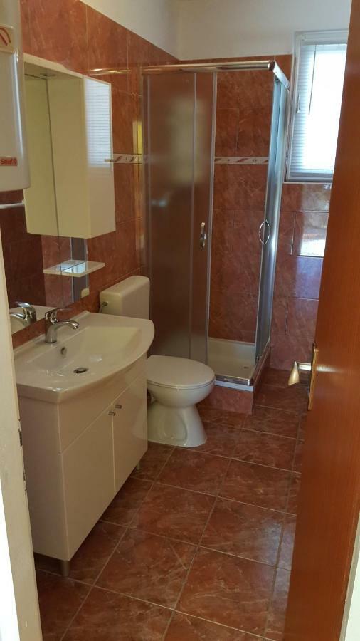 Haus Zarko Apartment Vir Luaran gambar