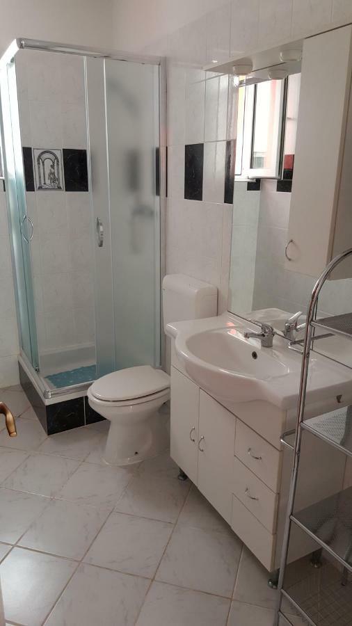 Haus Zarko Apartment Vir Luaran gambar