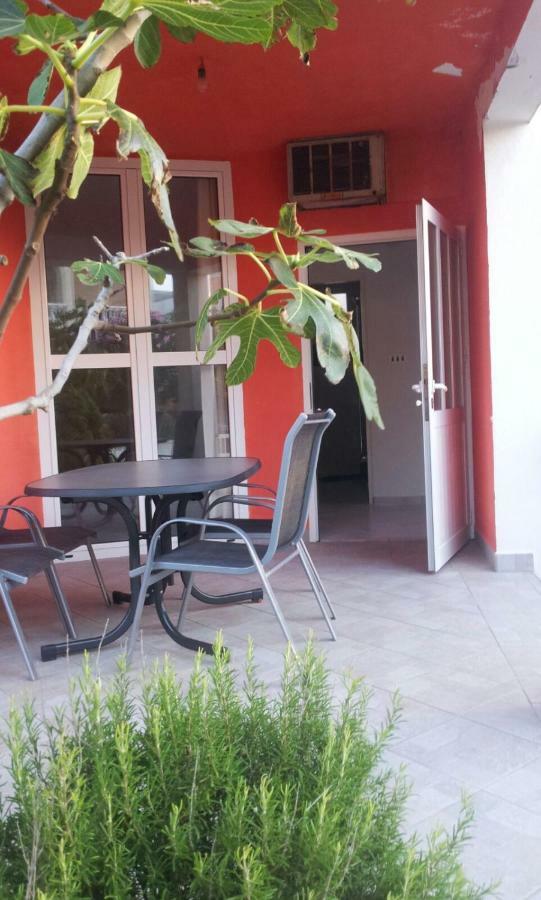 Haus Zarko Apartment Vir Luaran gambar