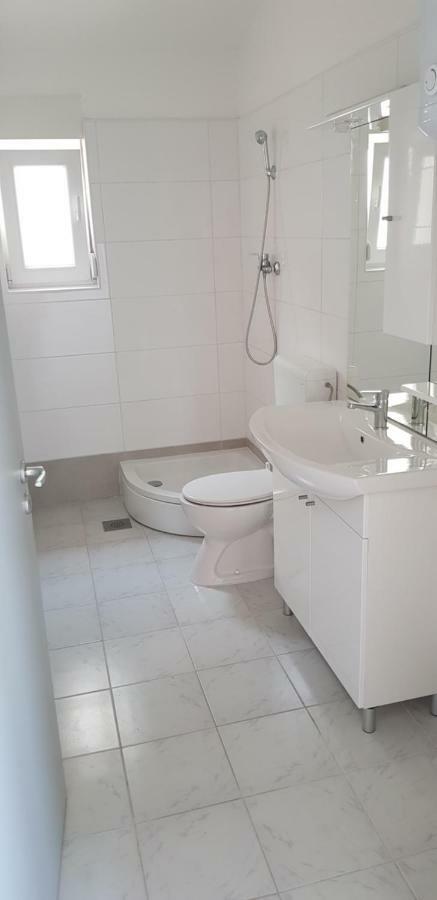 Haus Zarko Apartment Vir Luaran gambar